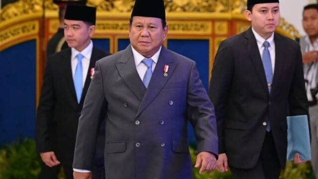 6945205768d23-presiden-prabowo-subianto-tengah_665_374.jpg