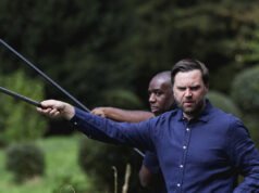 11 volte JD Vance è stato un patetico idiota