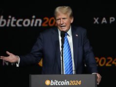 Come il “Bitcoin Jesus” ha evitato il carcere, grazie a uno degli “amici di Trump”.