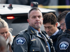 L’uomo deceduto colpito da un agente federale era “un legittimo proprietario di armi con permesso di porto”