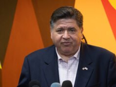 “Abolire l’ICE di Trump e sostituirlo”