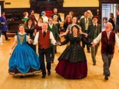 Romanticismo e costumi: perché i “nerd” della Bay Area si stanno rivolgendo al ballo da sala del XIX secolo