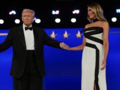 Melania Trump festeggia un anno fa come First Lady con una riflessione sulle aspirazioni