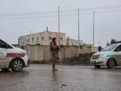 Con l’avvicinarsi della scadenza del cessate il fuoco, pressioni sulle SDF affinché si integrino con l’esercito siriano