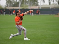 “Era inspiegabile”: il caotico primo inning degli SF Giants prevede allarme antincendio e triplo gioco