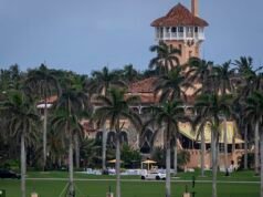 Un uomo armato viene ucciso dai servizi segreti dopo essere entrato a Mar-a-Lago nel cuore della notte