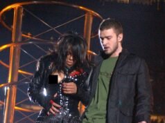 Kim Kardashian e Lewis Hamilton portano in pubblico la loro “storia d’amore segreta” al Super Bowl 2026 mentre il lettore labiale rivela ciò che le ha detto sull’incontro con sua madre