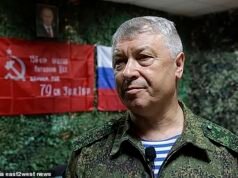 Un generale russo combatte per la vita dopo essere stato colpito da un proiettile fuori dalla sua casa di Mosca