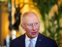 Re Carlo esprime la sua “profonda preoccupazione” per le accuse di condotta di Andrew dopo il rilascio del file Epstein e sarà “pronto a sostenere” la polizia