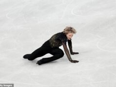 La star del pattinaggio statunitense Ilia Malinin trattiene le lacrime dopo la CADUTA di “Quad God” e manca la medaglia nell’incubo del crollo delle Olimpiadi invernali