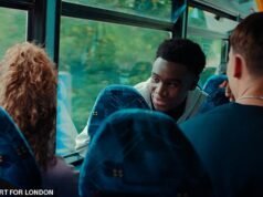 Lo spot del TfL che mostra un uomo di colore e il suo amico bianco che molestano una ragazza bianca sull’autobus è stato bandito dopo una sola denuncia… per “rafforzare gli stereotipi razziali negativi”