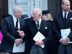 Il re Carlo e il principe William hanno esortato a parlare alla polizia del ruolo di Andrew nello scandalo Epstein