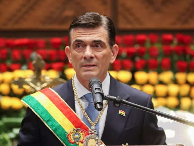 2025-11-08T171018Z_1659374172_RC2FSHA5WFZH_RTRMADP_3_BOLIVIA-POLITICS-INAUGURATION-1762622701.jpg