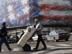 Iran, gli Stati Uniti sono pronti a tenere colloqui mentre Trump minaccia l’uso della forza e impone sanzioni