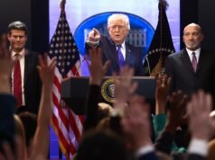 Trump aumenterà le tariffe globali statunitensi dal 10 al 15% dopo la sentenza della Corte Suprema