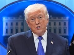 Trump aumenterà la nuova tariffa mondiale al 15% su tutti i paesi