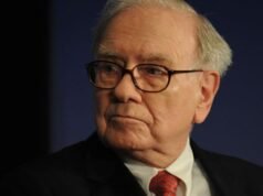 7 spese che rendono difficile diventare ricchi Secondo Warren Buffett, la numero 1 è la più pericolosa