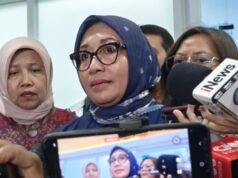 6 studenti delle scuole elementari costretti a spogliarsi dall’insegnante, ecco la risposta del ministro Arifah Fauzi