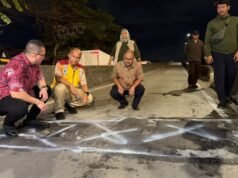 Kenneth ispeziona la strada danneggiata al cavalcavia di Pesing, ecco le sue scoperte