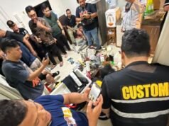 La dogana e le accise-Polri fanno irruzione in un laboratorio di metanfetamine nel nord di Jakarta, sequestrati 13 kg di droga