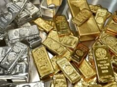 Il prezzo mondiale dell’oro scende sotto i 4.900 dollari, gli investitori abbandonano i beni rifugio?