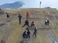 Ritrovato salvo lo scalatore scomparso nel cratere Ijen