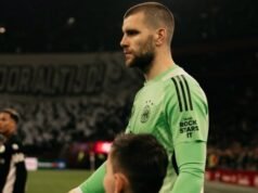 Condividi la delusione del portiere di riserva dell’Ajax dopo l’esordio di Maarten Paes
