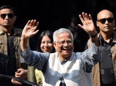 Il leader ad interim del Bangladesh Yunus si dimette perché il nuovo governo non è pronto a subentrare
