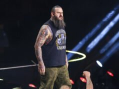 La Warner Bros. sta mettendo da parte un wrestler anti-ICE?