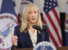 Il governatore della Virginia Abigail Spanberger confuta le affermazioni di Trump di una nazione fiorente, afferma che i costi rimangono elevati
