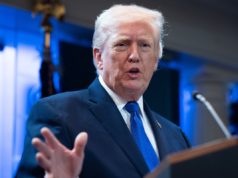 L’Illinois chiede a Trump il rimborso delle tariffe per 8,7 miliardi di dollari