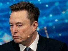 “Sto per morire”: l’autista intrappolato nella Tesla in fiamme a causa delle maniglie delle porte non funzionanti ha chiesto aiuto ai servizi di emergenza sanitaria