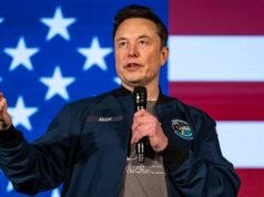 Il giudice accoglie la causa secondo cui la Tesla di Musk avrebbe discriminato gli americani a favore dei lavoratori con visto H-1B