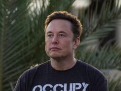 SpaceX di Elon Musk cambia priorità alla costruzione di una base lunare