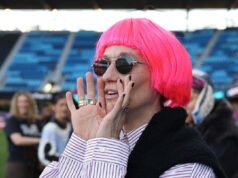 Megan Rapinoe chiama “pagliacci” la squadra di hockey maschile degli Stati Uniti per aver fatto visita a Trump