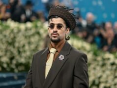 Un utente TikTok nota che Bad Bunny è stato bloccato e segnala attività “sospette”.