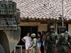 L’esercito colombiano bombarda il territorio conteso tra ELN e FARC dopo l’incontro Trump-Petro