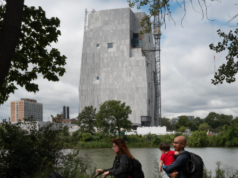 I contribuenti sono alle prese con l’aumento dei costi per il Centro Presidenziale di Obama