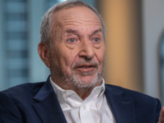 Lo scandalo Epstein costringe l’ex funzionario di Clinton Larry Summers a dimettersi da Harvard
