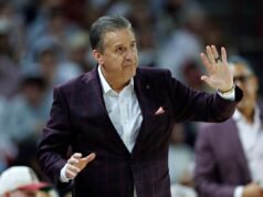 John Calipari dell’Arkansas invia un messaggio a diverse All-Star dell’NBA