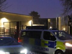 La polizia terroristica conduce un’indagine sugli accoltellamenti nelle scuole di Londra