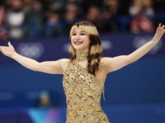 Alysa Liu decide il suo futuro nel pattinaggio di figura alla cerimonia di chiusura delle Olimpiadi