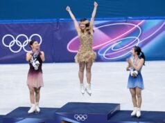 Alysa Liu del Team USA diventa virale per il momento olimpico dopo la medaglia d’oro nel pattinaggio