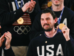 Trump annuncia la medaglia presidenziale della libertà per il portiere di hockey maschile degli Stati Uniti allo State of the Union