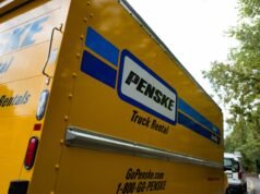 Una donna torna a casa dal lavoro non pronta. Situazione “pericolosa” in attesa