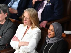 JD Vance, Il rifiuto dei democratici Slam di Stephen Miller di schierarsi dalla parte degli americani