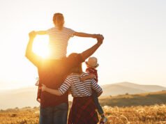 Licenza di affidamento restituita a una coppia che si opponeva ai trattamenti trans per i bambini