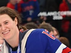 La stella dell’hockey femminile statunitense conferma che la logistica e non lo scherzo di Trump hanno impedito alla squadra di partecipare allo Stato dell’Unione