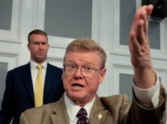 Il rappresentante repubblicano della 30a Camera Mark Amodei non cercherà la rielezione prima delle elezioni di medio termine