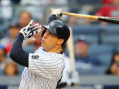 Trump sostiene l’ex stella della MLB Mark Teixeira in Texas